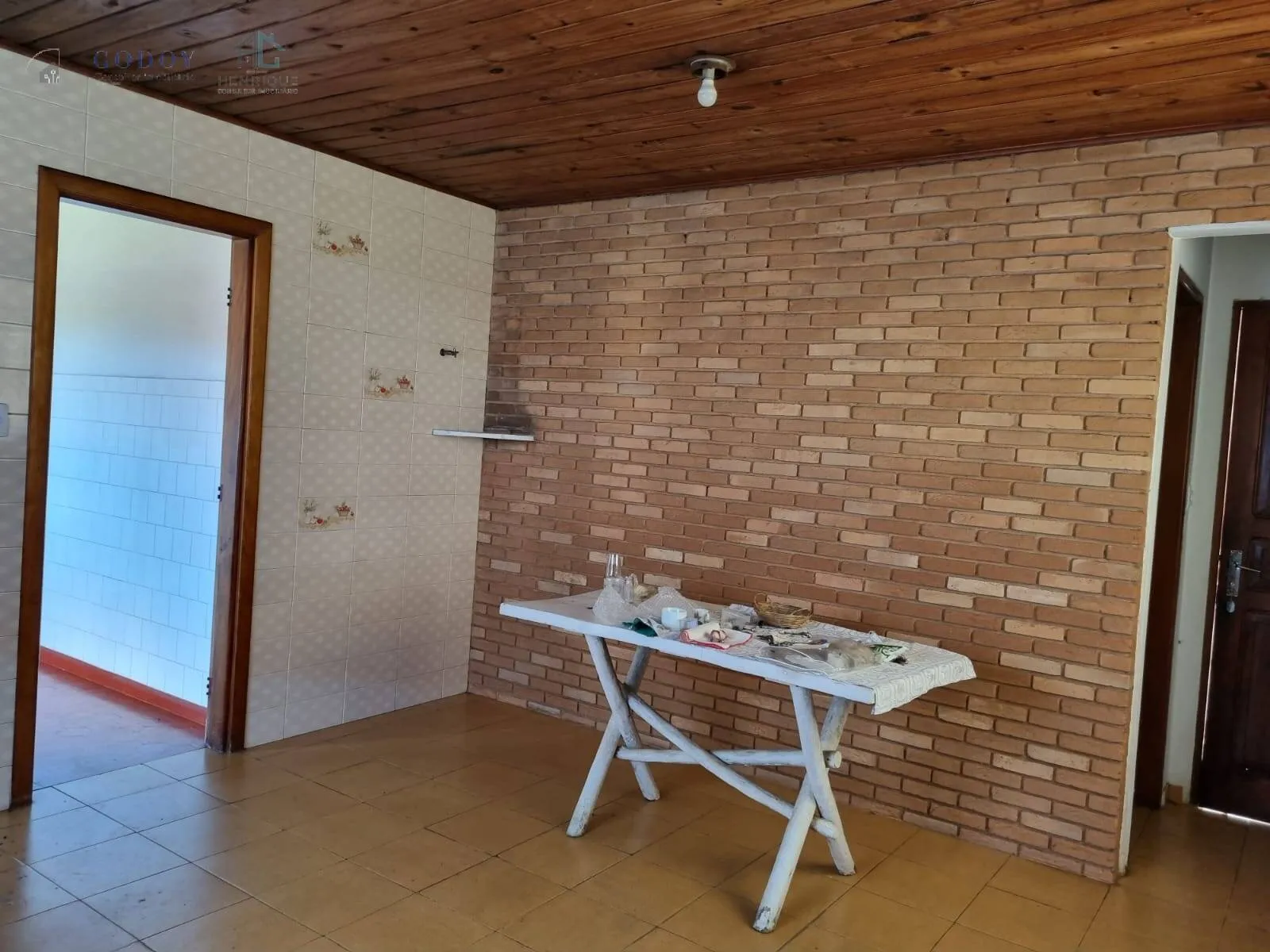 Imagem Casa Campos do Jordão Ideal para moradia ou investimento em pousada/airbnb.