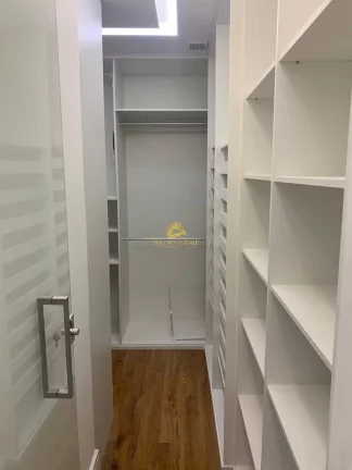 Imagem Com uma localização privilegiada, este imóvel oferece todo o conforto e comodidade que você proc...