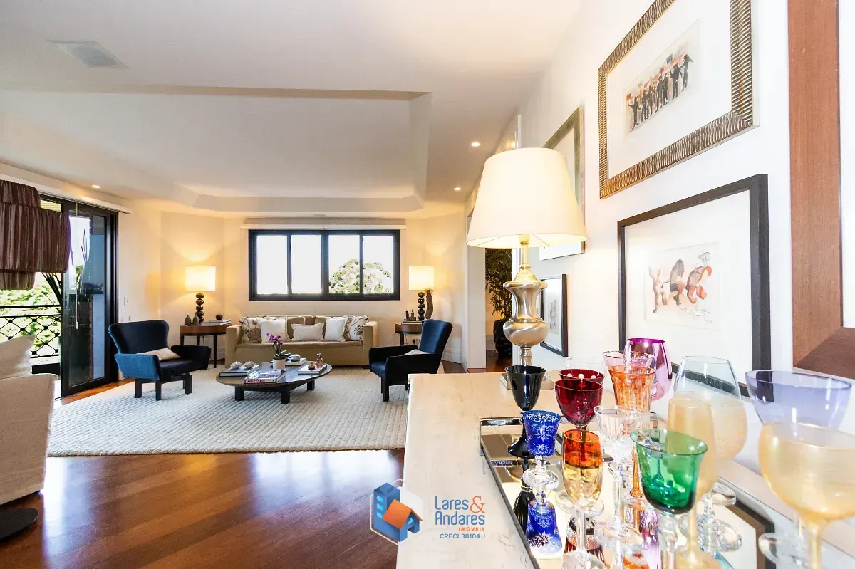 Imagem Apartamento para venda em Alto de Pinheiros com 4 quartos, sendo 4 suítes, 450m²