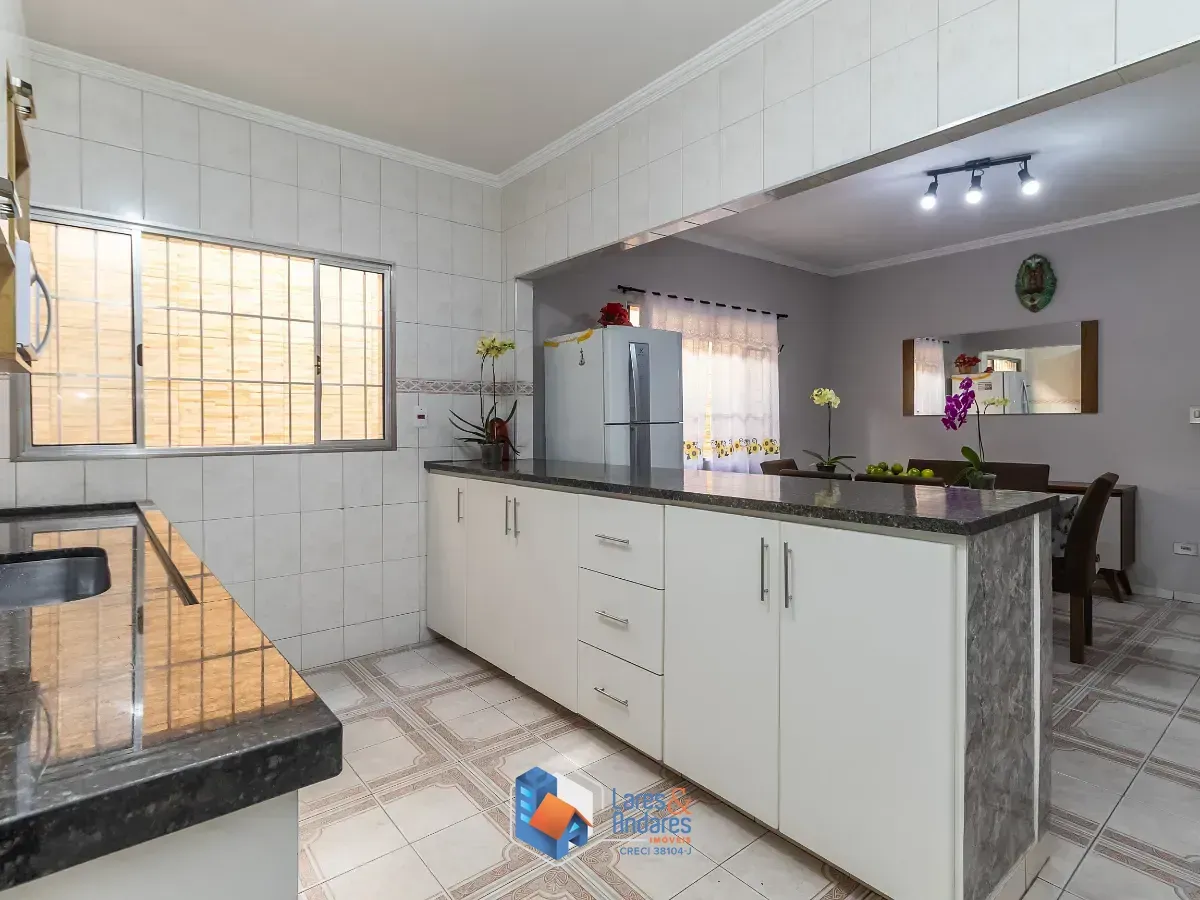 Imagem Sobrado para venda em Perus com 3 quartos, sendo 1 suíte, 154m²