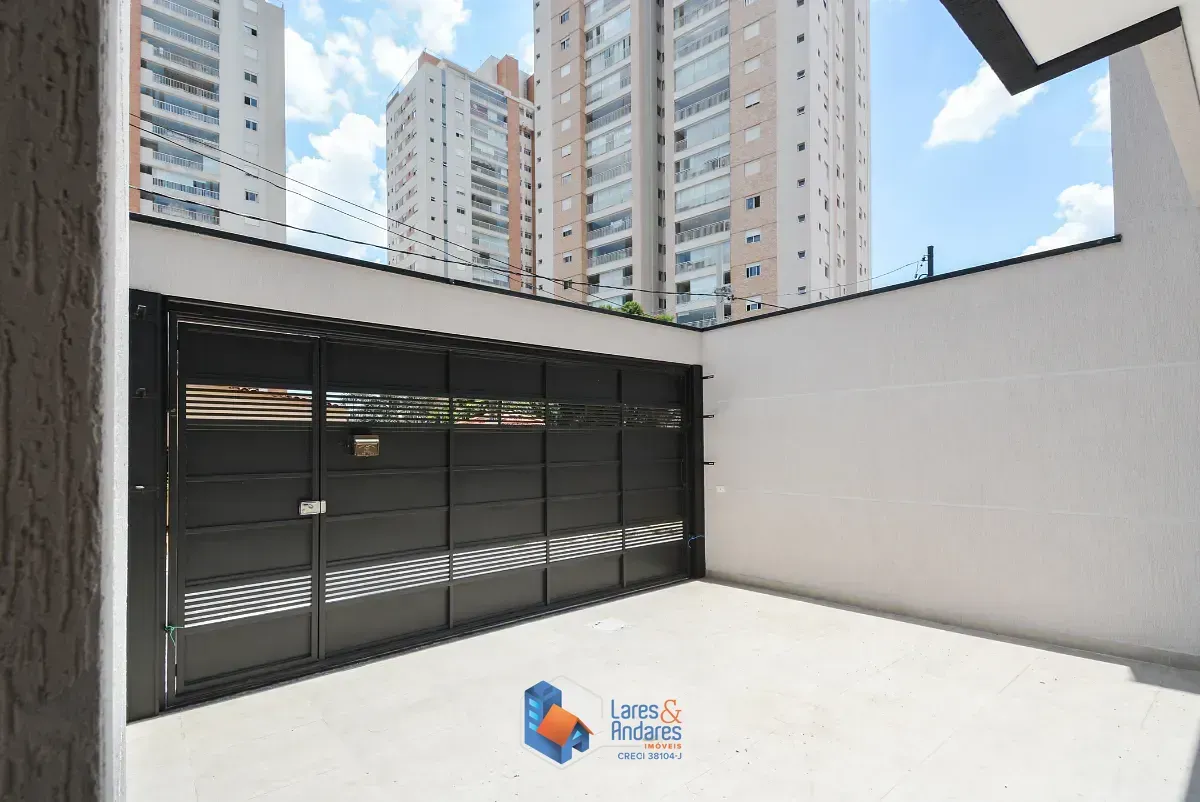 Imagem Sobrado para venda em Vila Gumercindo com 3 quartos, sendo 1 suíte, 150m²