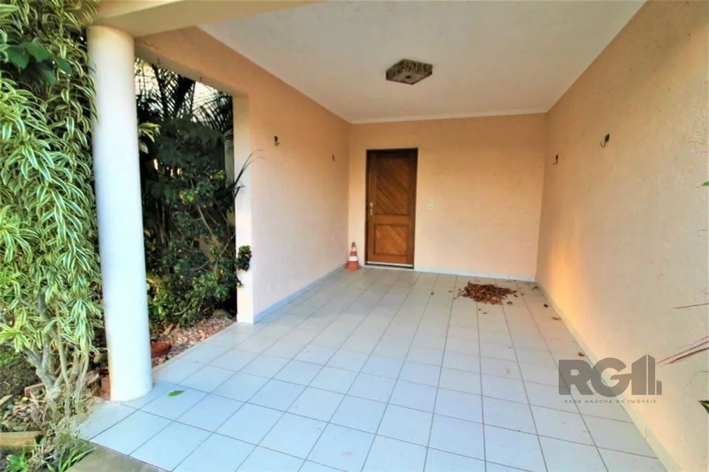 Imagem Casa em condomínio 111m² - 3 dormitórios sendo 1 suíte e 4 vagas no bairro Espirito Santo