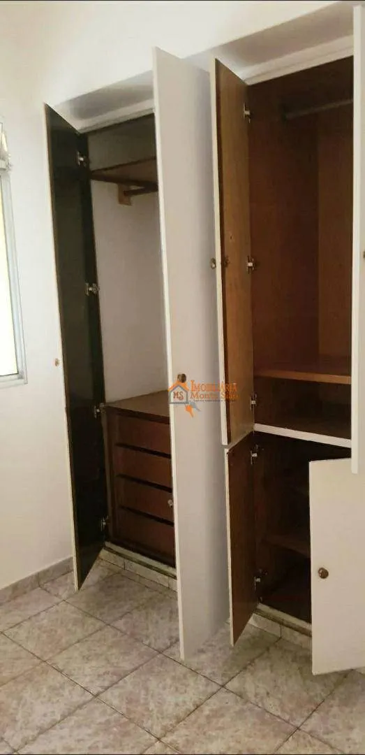 Imagem Casa com 4 dormitórios à venda, 157 m² por R$ 636.000,00 - Jardim Flor da Montanha - Guarulhos/SP