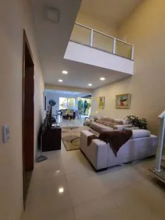 Imagem Casa de Alto Padrão em Condomínio Fechado Atibaia