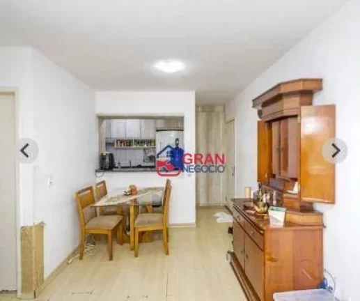 Foto do imóvel Apartamento com 3 dormitórios à venda - Tingui - Curitiba/PR