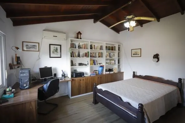 Imagem Casa 3 dorms 2 vagas Chácara das Pedras em Porto Alegre-RS