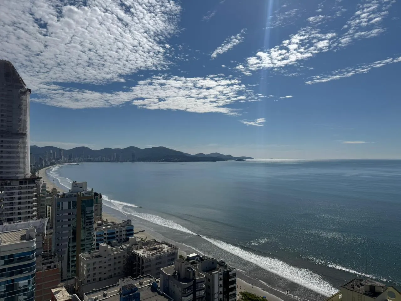 Imagem Apartamento com vista para o mar à venda com 179.5m2 por R$ 4.800.000,00