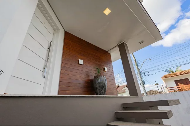 Imagem Casa para venda no bairro Vila Ipiranga em Porto Alegre