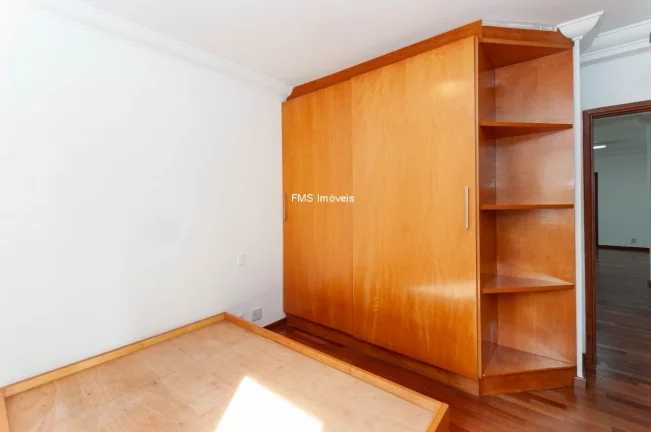 Imagem Apartamento para Locação em Pinheiros, com 2 Quartos sendo 1 Suíte, 2 Vagas, 75m².