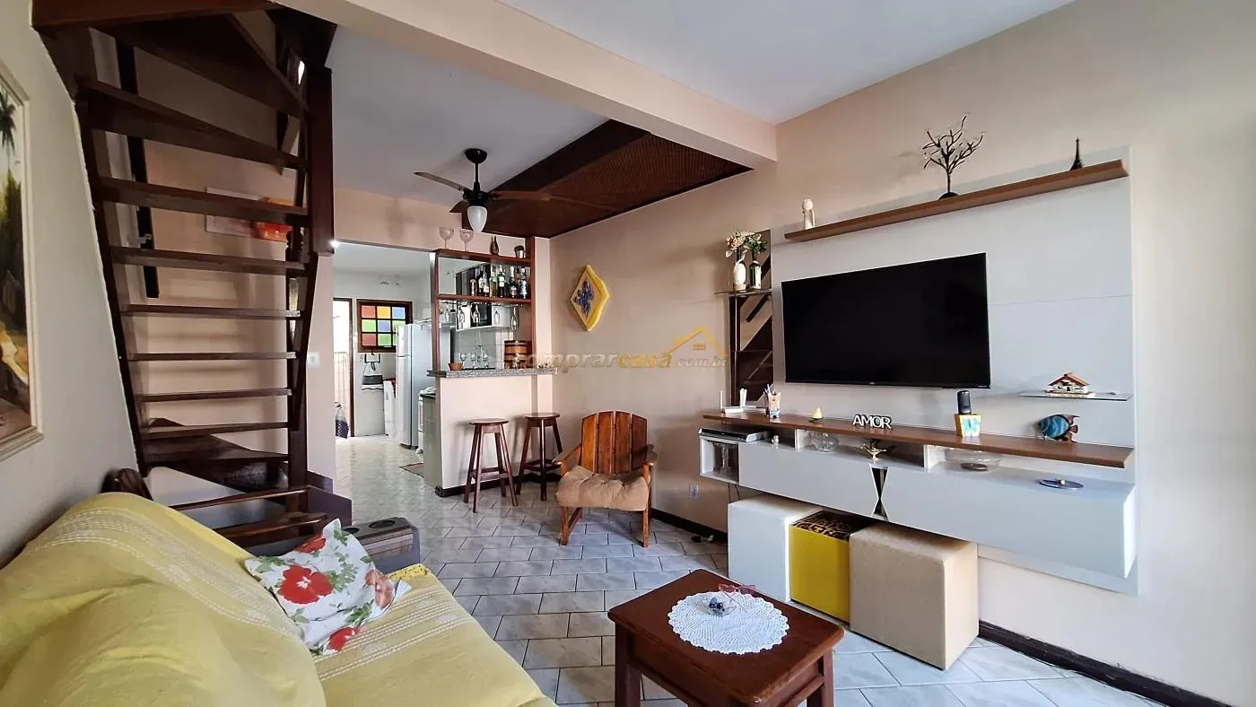 Imagem Casa em Condomínio para Venda em Cabo Frio / RJ no bairro Ogiva