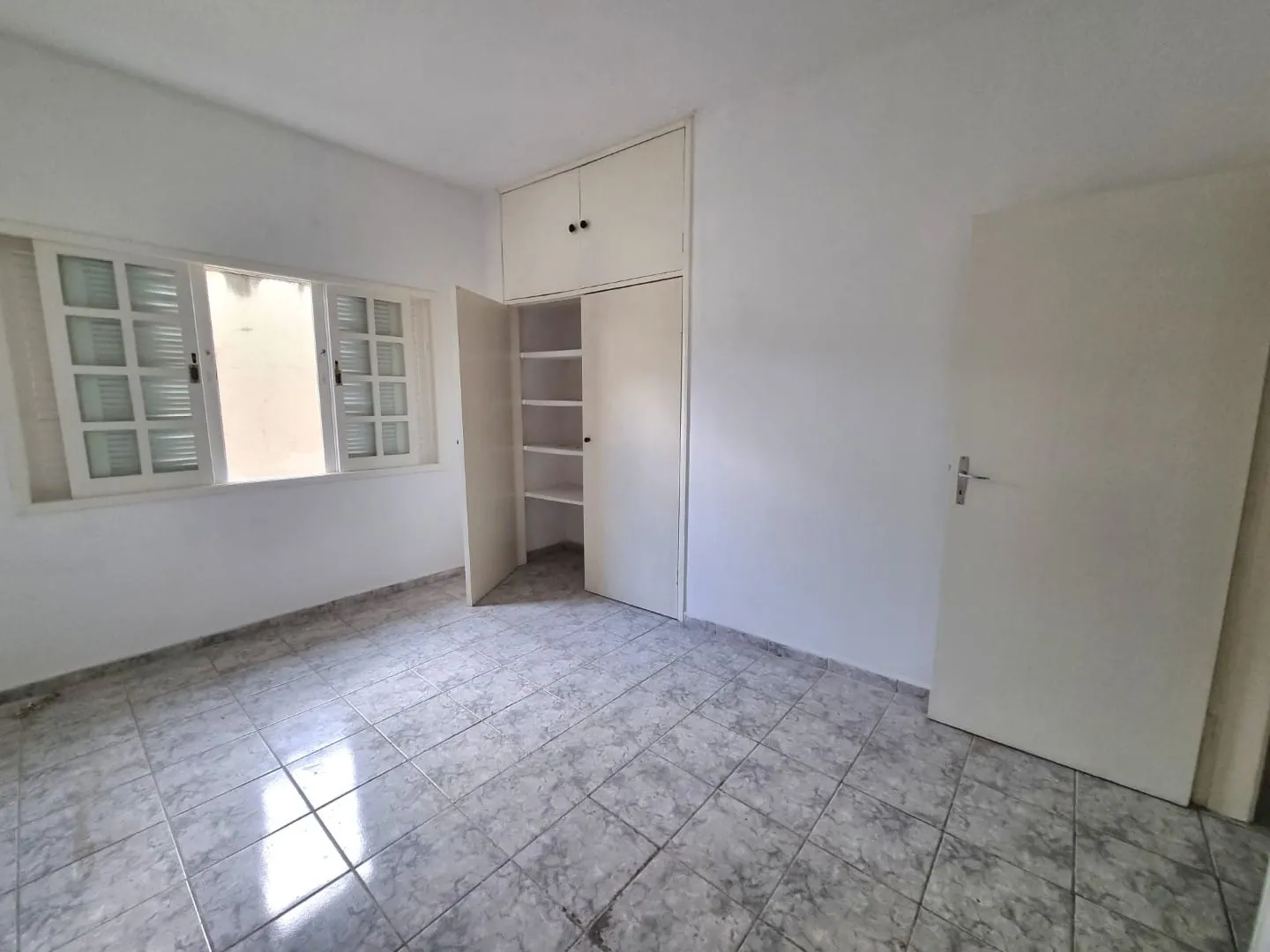 Imagem Casa à venda 4 Quartos, 1 Suite, 3 Vagas, 217.5M², Chácara Galega, Pindamonhangaba - SP
