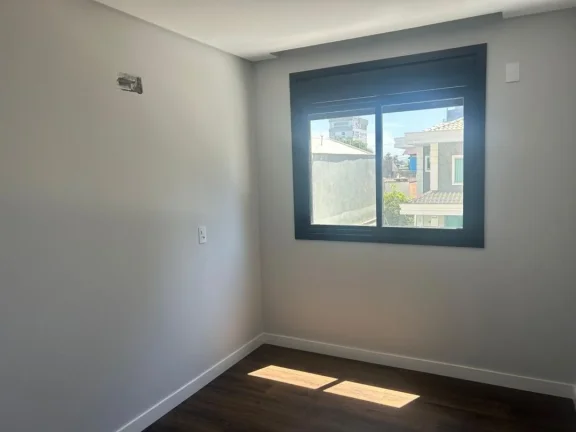 Imagem Imóvel à venda em Balneário Piçarras - Apartamento Novo com 3 suítes