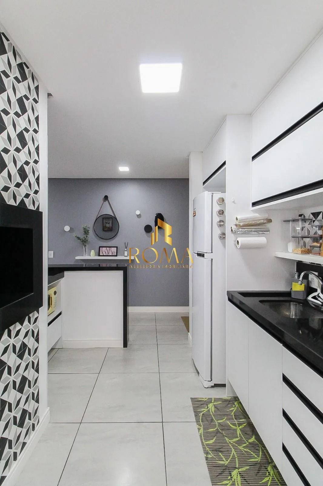 Imagem Apartamento com 2 dormitórios no bairro Zona Nova em CAPÃO DA CANOA- RS.