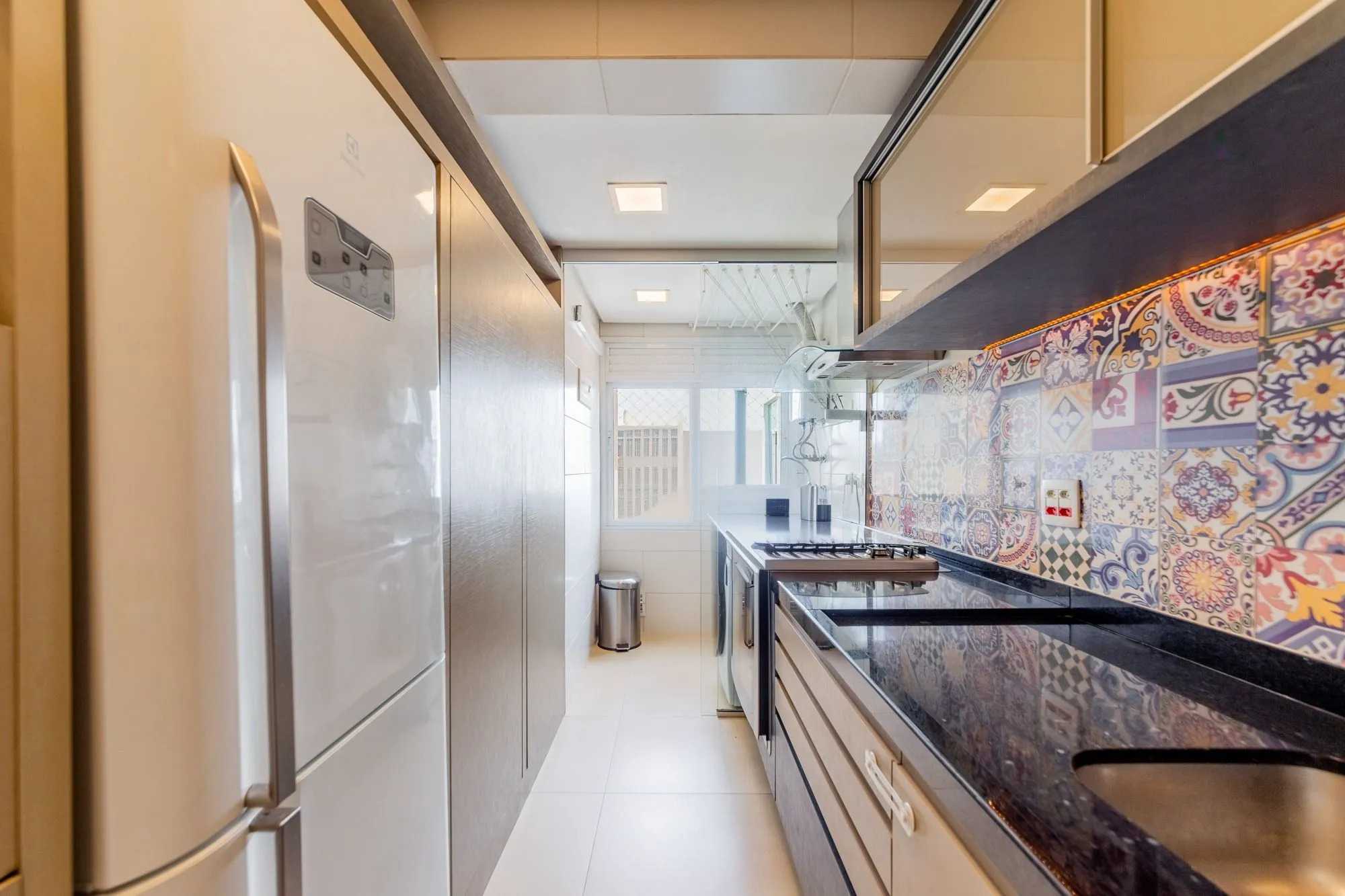 Imagem Apartamento semimobiliado, com 94m privativos, 2 suites e 3 vagas de garagem