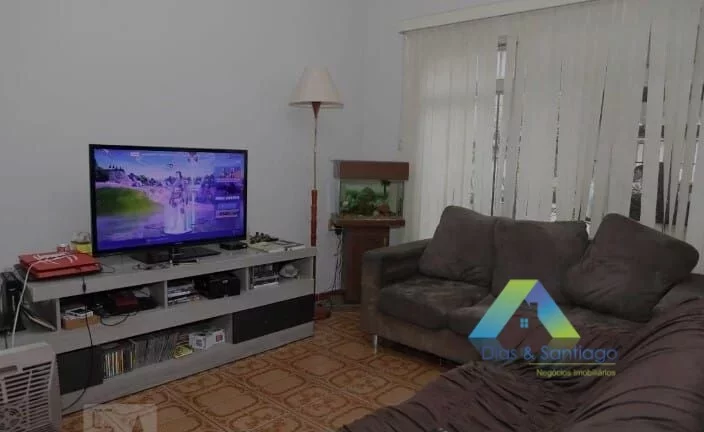 Foto do imóvel Casa com 2 dormitórios, quintal com churrasqueira, 150 m² ótimo preço e localização!