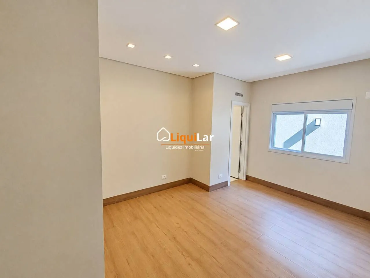 Imagem Residencial Alphaville II | Casa Térrea de Alto Padrão com 3 Suítes, Piscina Aquecida e Energia Fotovoltaica