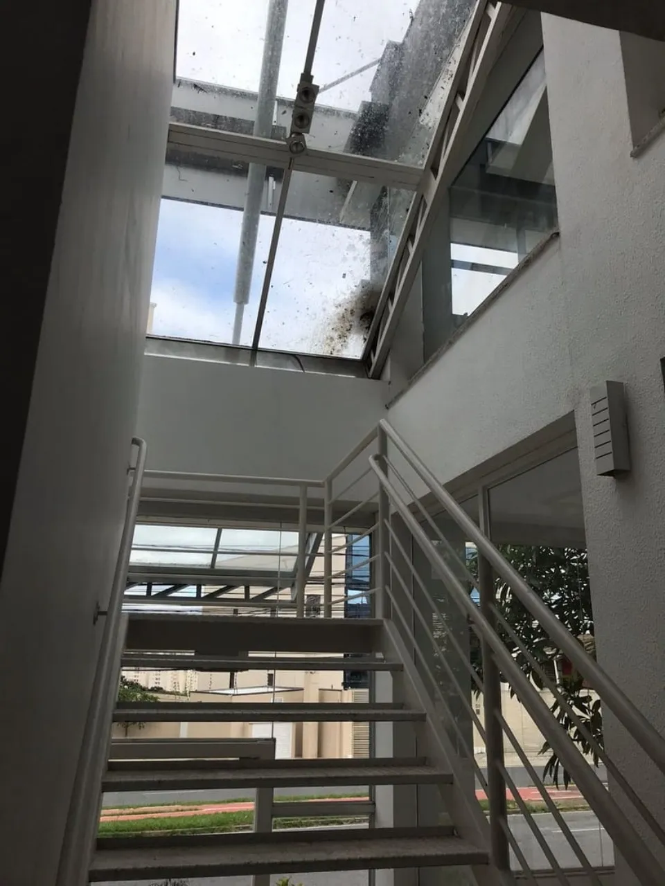 Imagem Oportunidade única: Salão Comercial de alto padrão no Jardim Europa, Sorocaba-SP - 4 salas, 9 banheiros, 8 vagas de garagem, 785,81 m².