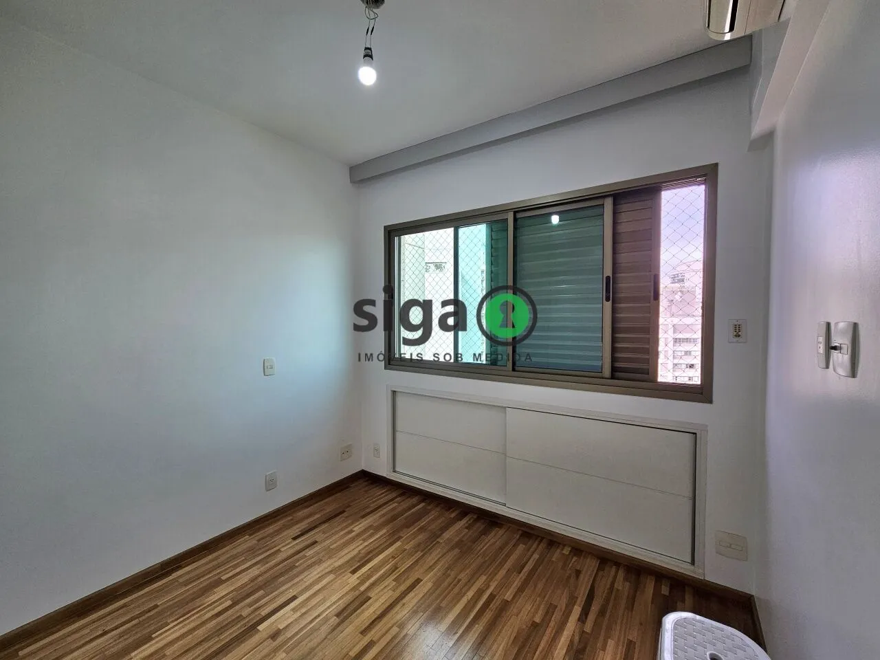 Imagem Apartamento 147 metros 3 suítes 3 vagas e depósito com localização estratégica no Campo Belo