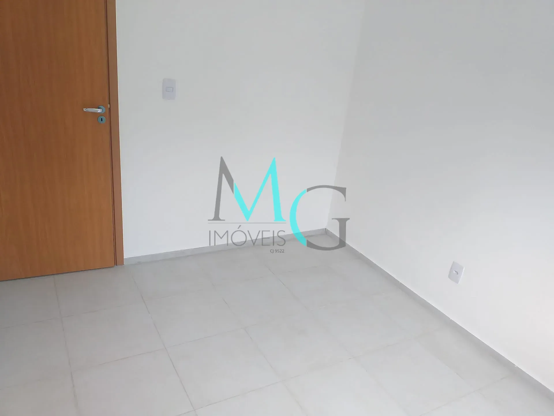 Imagem Apartamento 2 Quartos, 41,19m² por R$ 159.000,00 no Condomínio Cedro Rosa, Inhoaíba, RJ