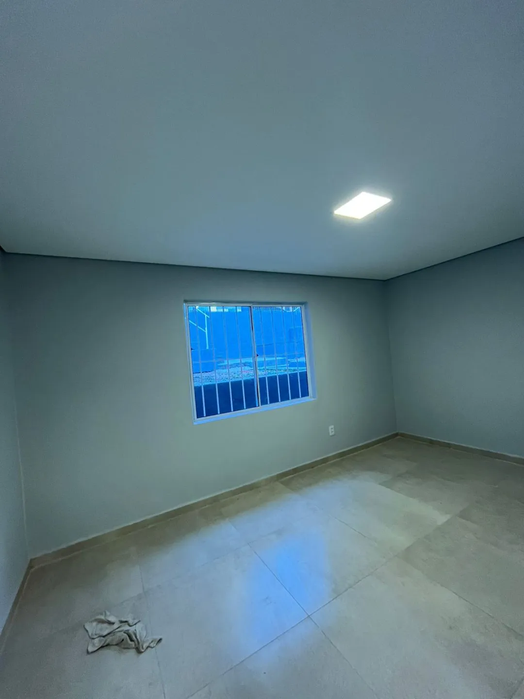 Imagem Casa totalmente reformada na Rua dos Açores em Viamão!