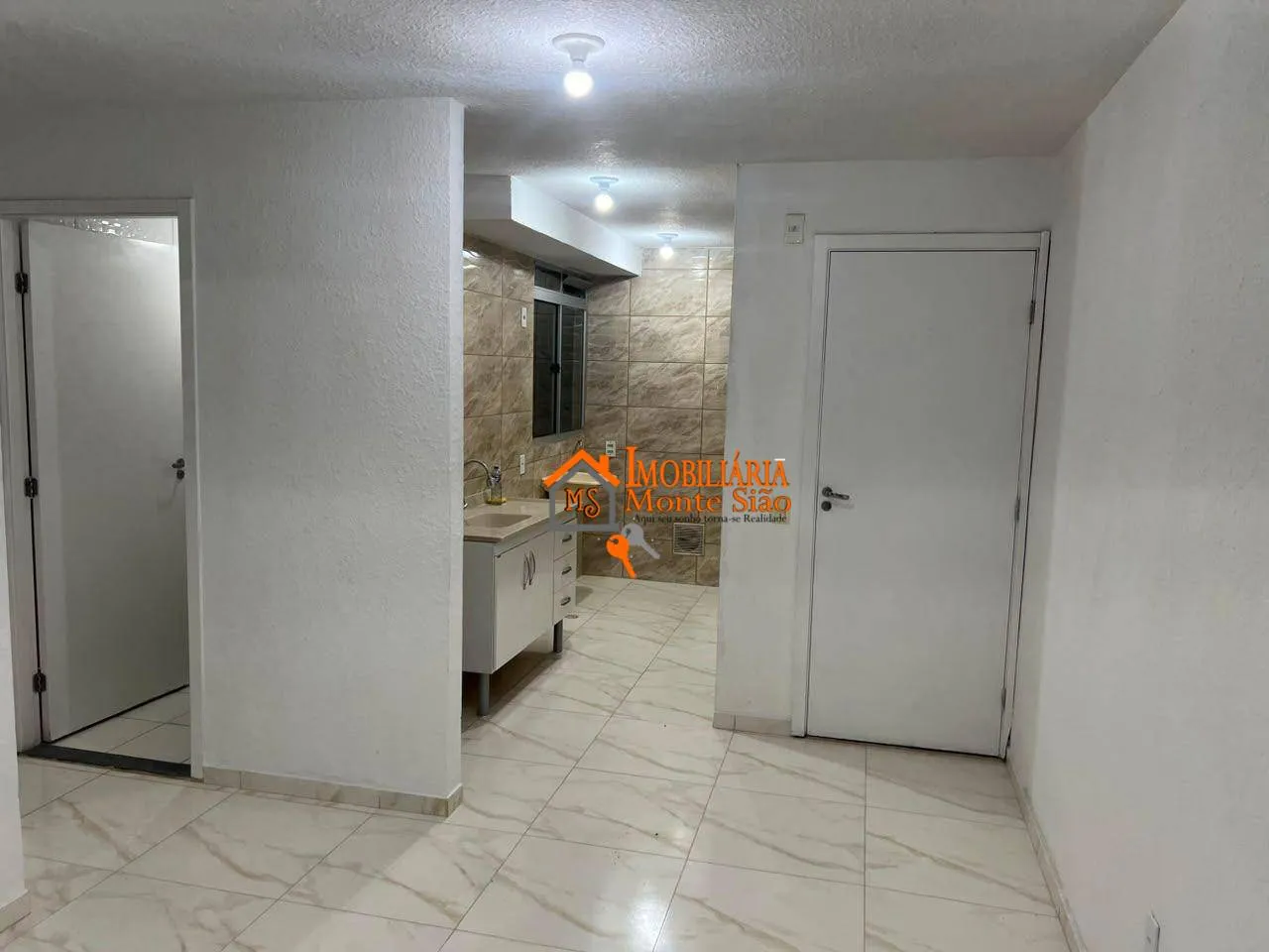 Imagem Apartamento com 2 dormitórios à venda, 42 m² por R$ 219.999,00 - Vila Nova Bonsucesso - Guarulhos/SP