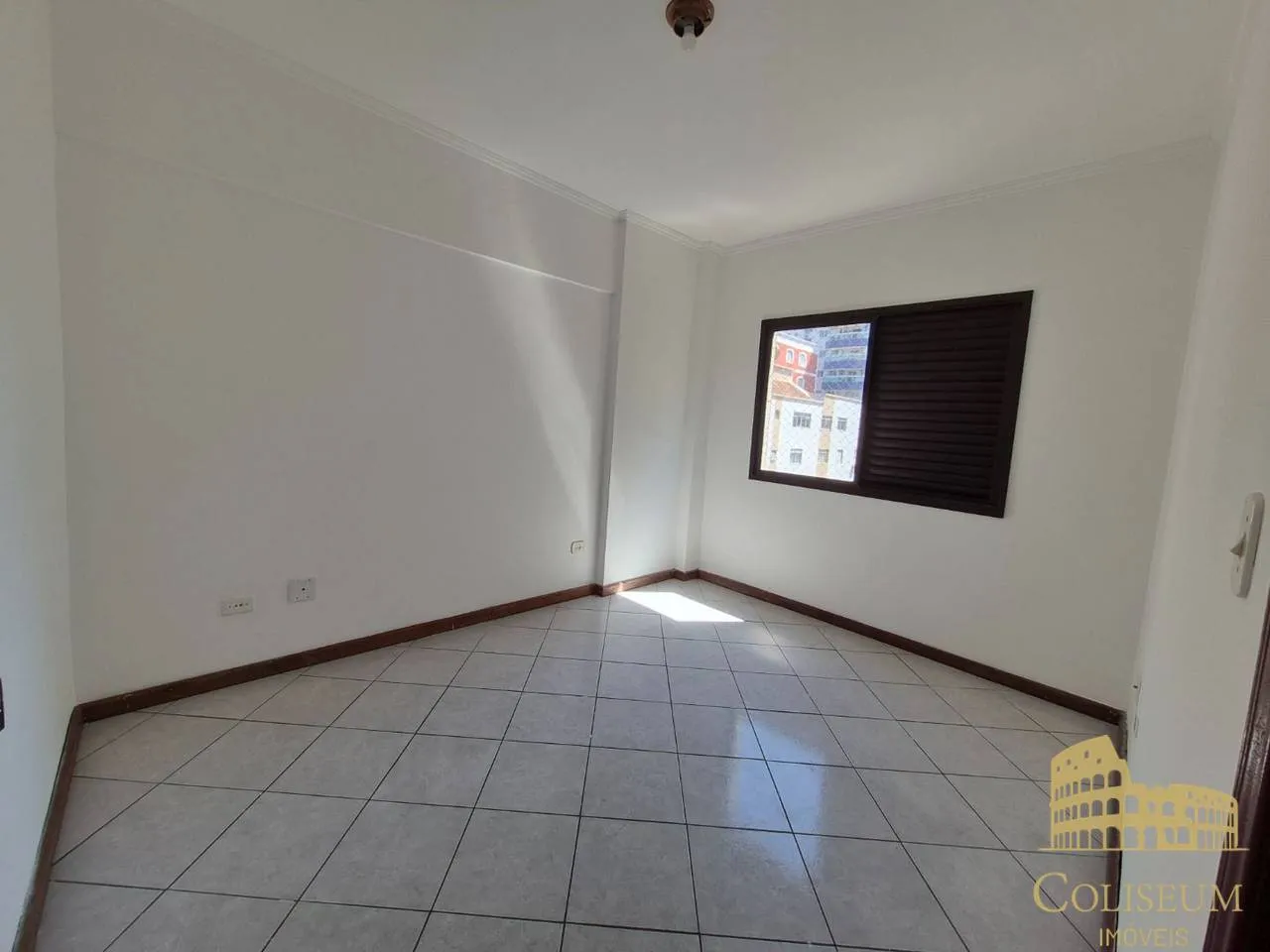 Imagem Apartamento com 2 dormitórios para alugar, 80 m² por R$ 2.600,00/mês - Tupi - Praia Grande/SP