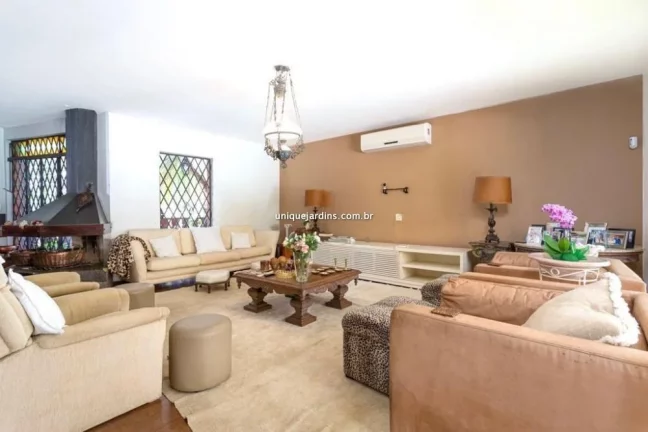 Imagem Casa Padrão para alugar Jardim Guedala São Paulo