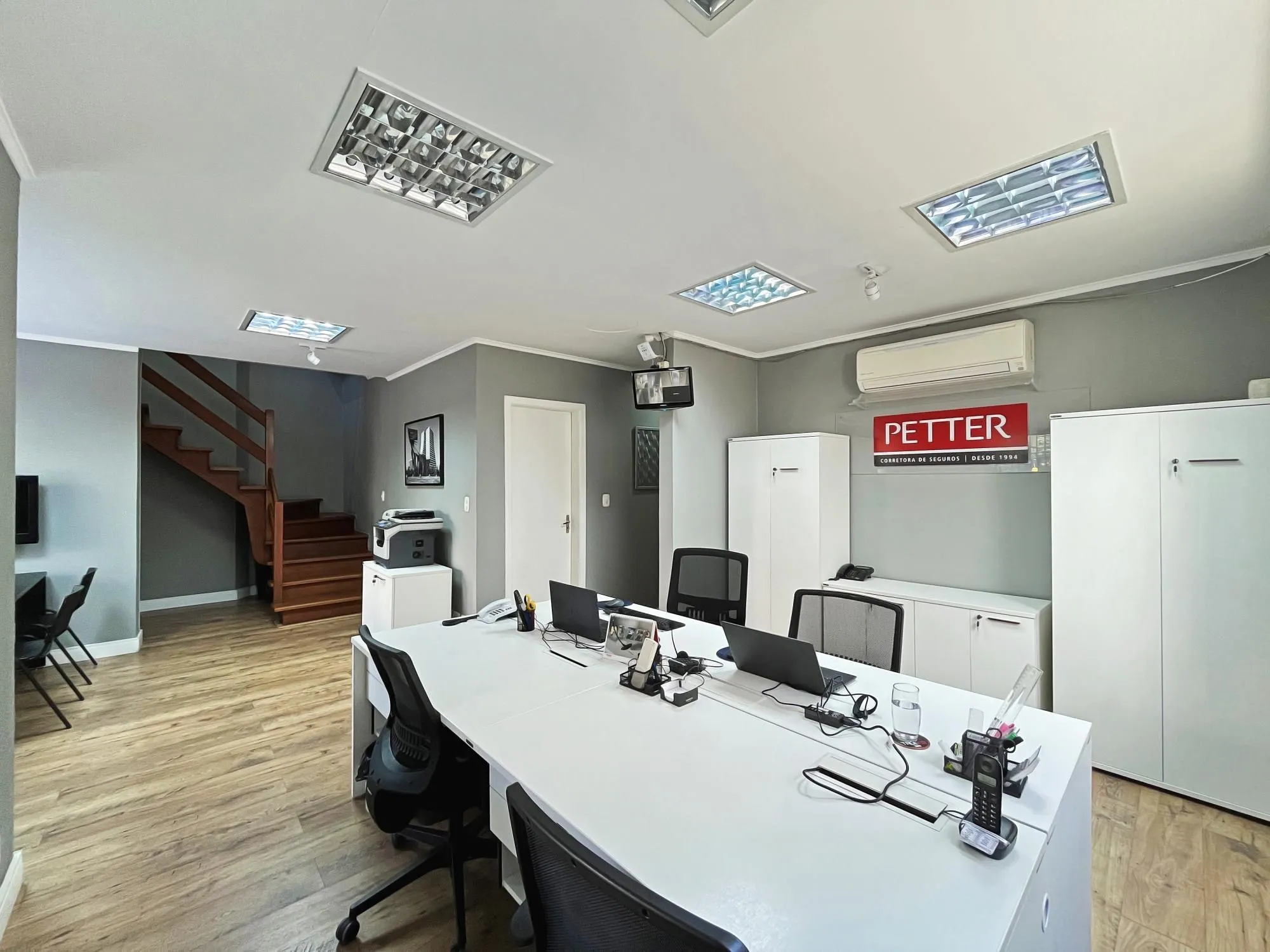 Imagem Excelente Casa comercial para comprar com 250m² na Avenida Palmeira