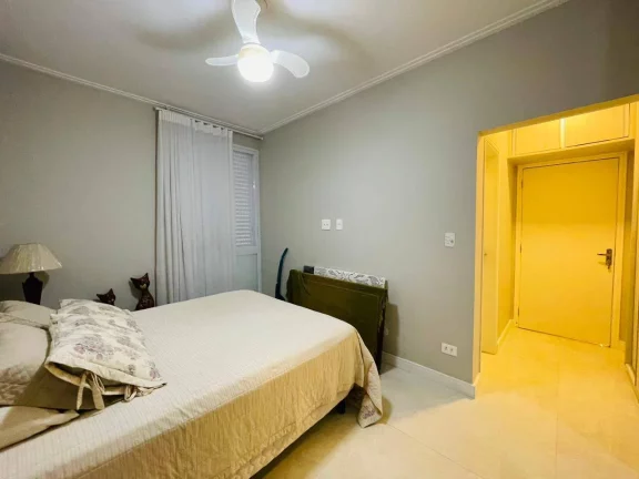 Imagem Belíssimo apartamento todo reformado FRENTE MAR-PORTEIRA FECHADA!