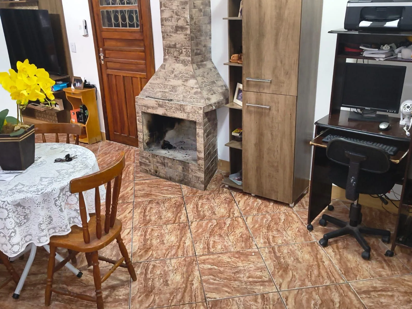 Imagem Casa com 2 vagas de garagem para carros pequenos