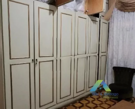 Imagem Casa Térrea para locação com 3 dormitórios e 4 vagas em Bosque da Saúde/SP!