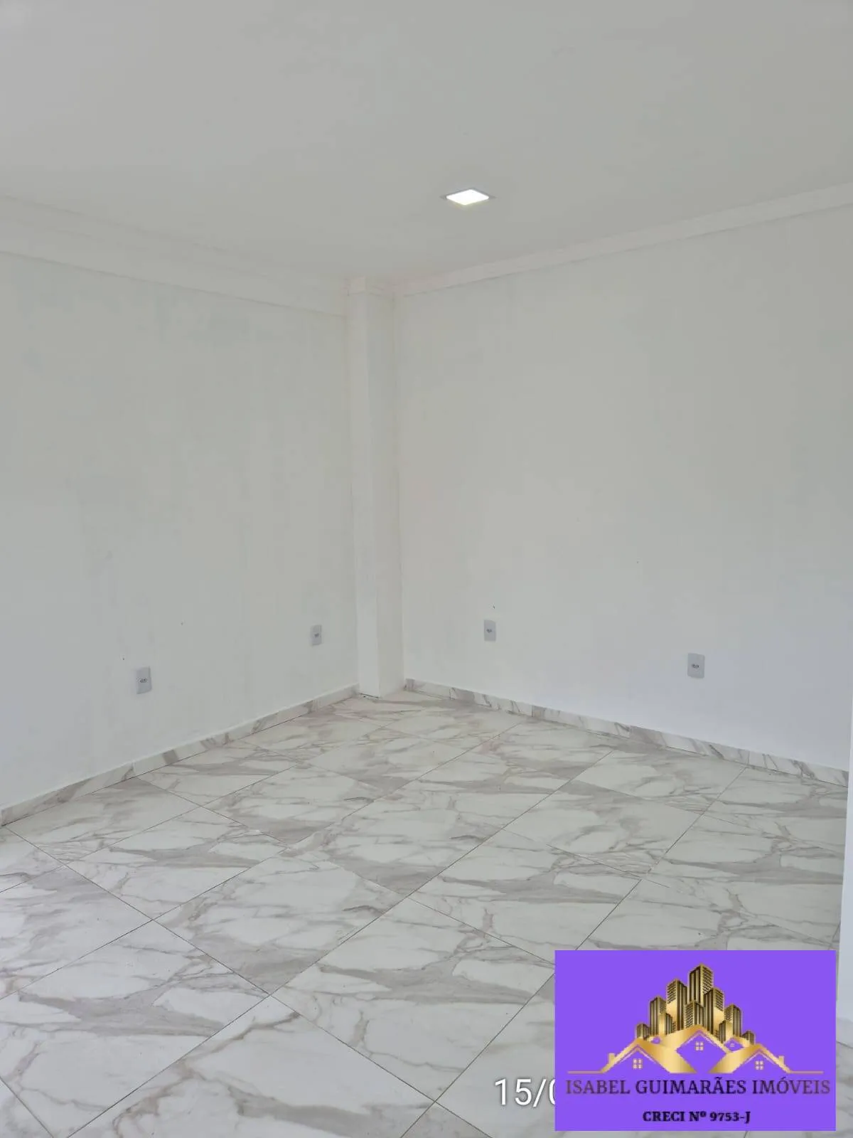 Imagem Alugo Sala Comercial Próxima da Avenida Principal, no Gravatá de Navegantes