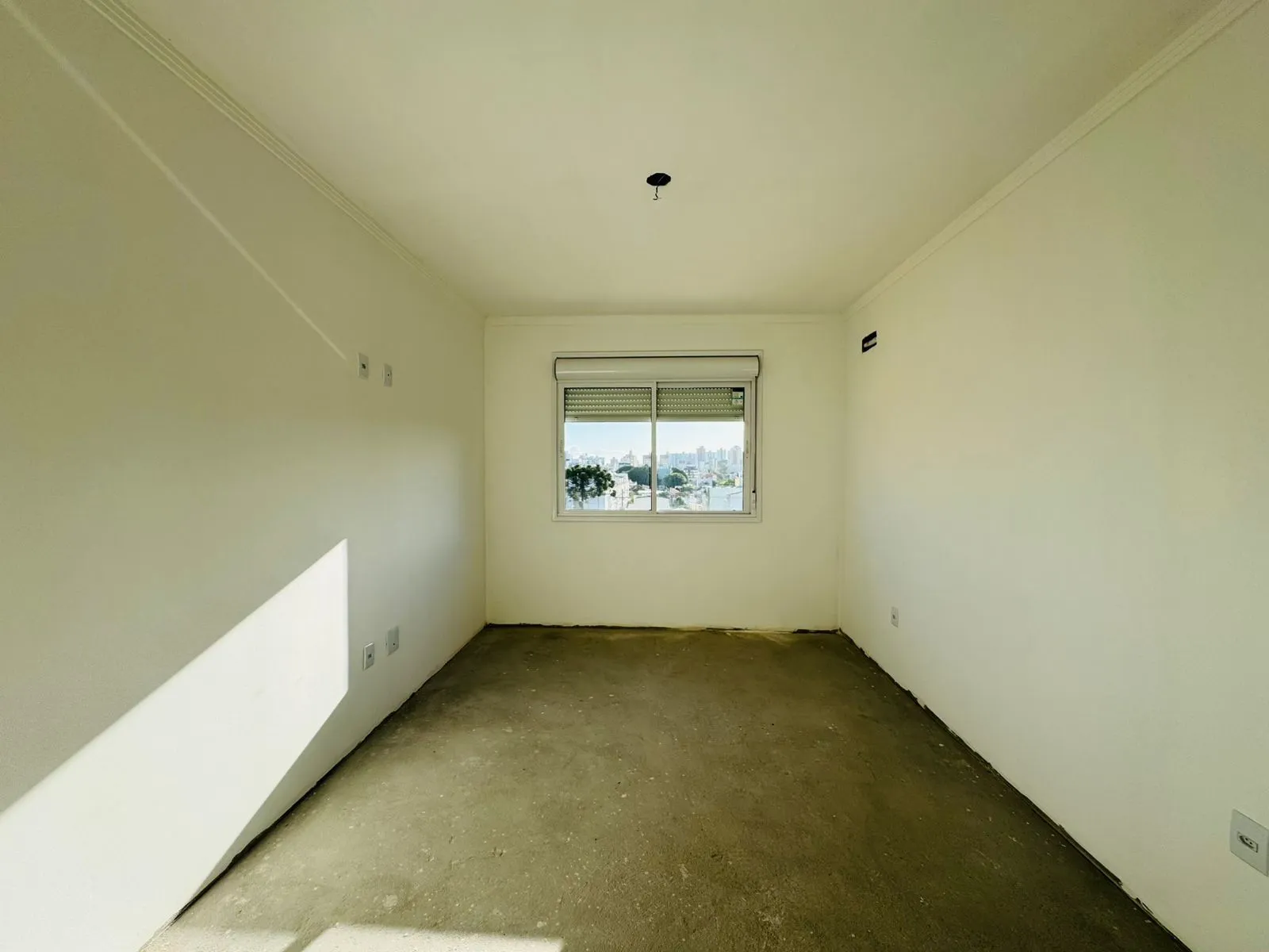 Imagem 2 Dormitórios, suíte, sacada, vaga dupla I Apartamento Novo no Jardim Botânico