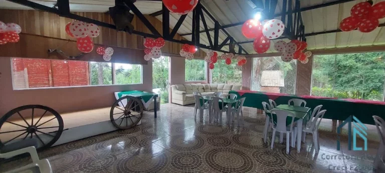 Imagem Chácara/Pousada a venda, 03 casas, 07 quartos, em ótima localização em São José dos Pinhais PR