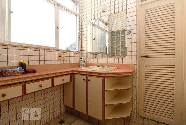 Imagem Apartamento à Venda - Copacabana, 1 Quarto, 80 m2
