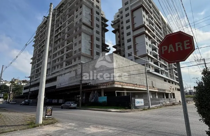 Imagem Apartamento à Venda - 3 Dormitórios I 1 Suíte I Sacada com Churrasqueira I Bairro Roçado - São José/SC