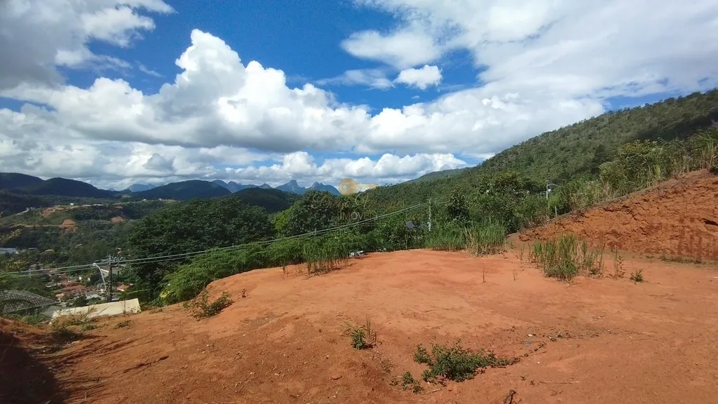 Imagem Terreno em Condomínio para Venda em Teresópolis / RJ no bairro Albuquerque
