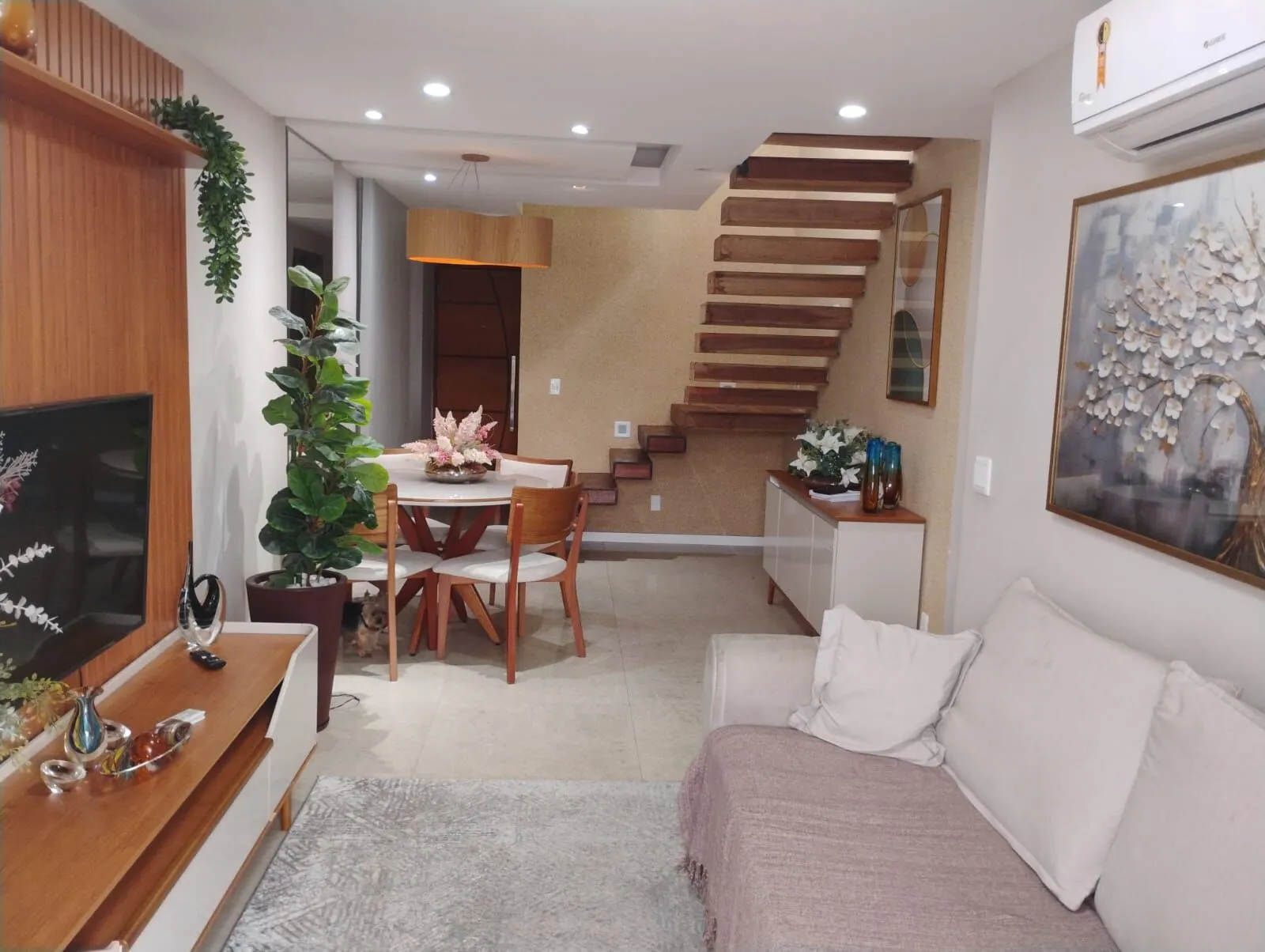 Imagem Apartamento à venda no bairro Vila Valqueire em Rio de Janeiro/RJ