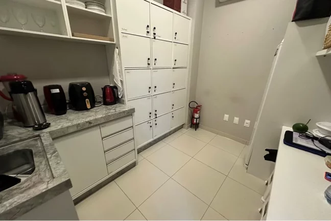 Imagem Loja para venda no bairro Centro em Balneário Camboriú