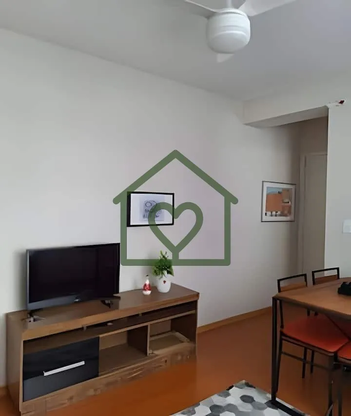 Imagem Apartamento térreo elevado, de frente e recuado, localizado em prédio com belos jardins. O imóvel...