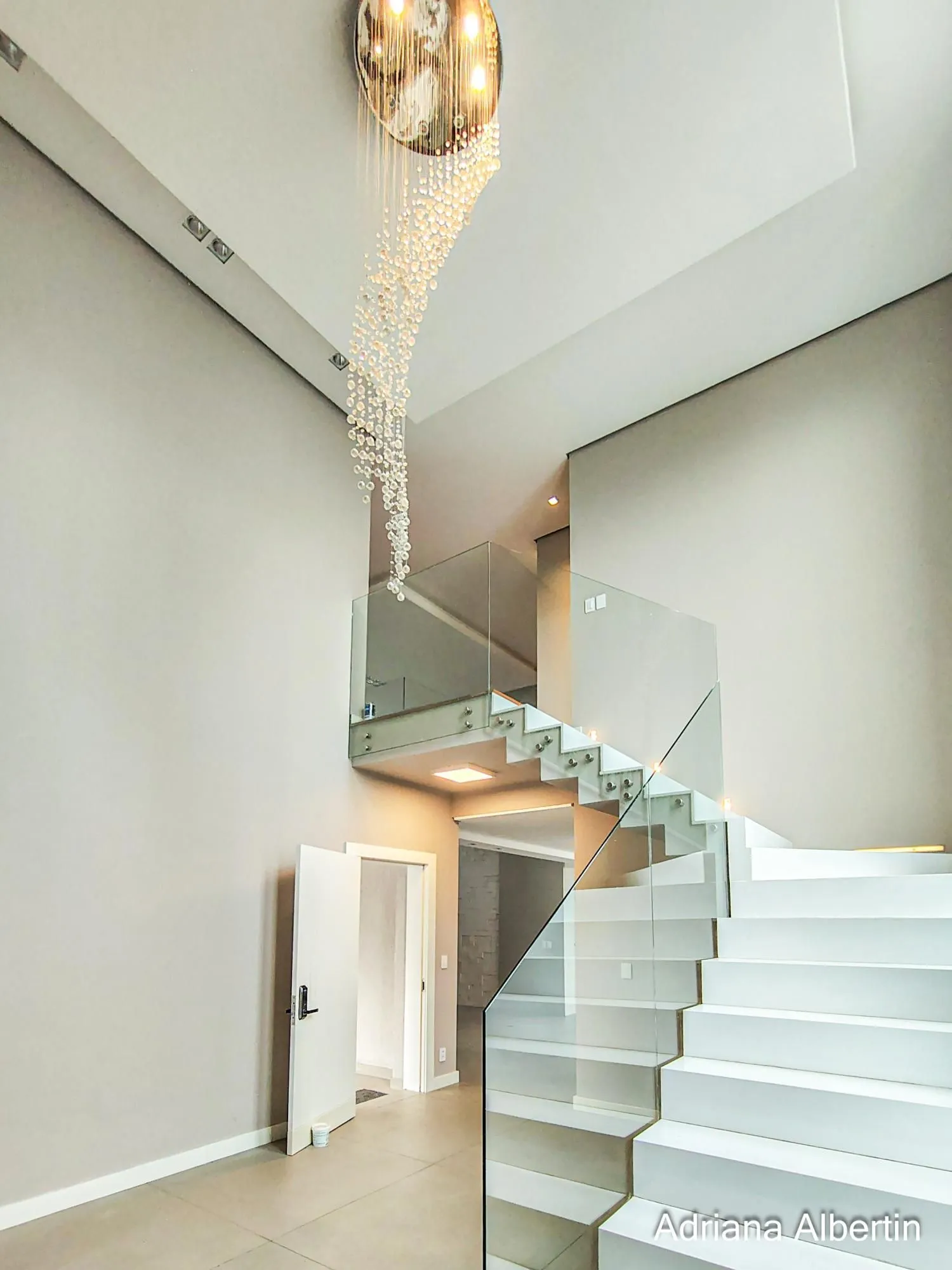 Imagem Casa com 400m² e 4 suítes