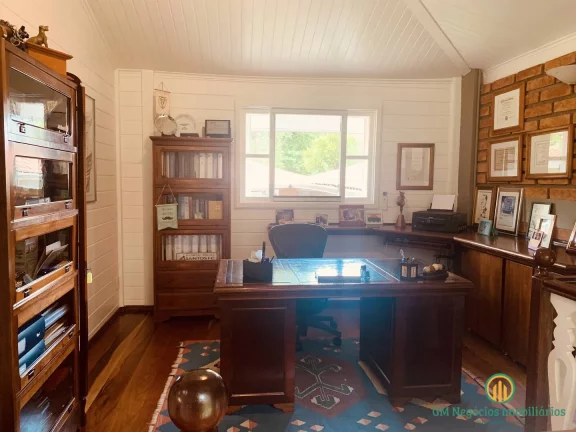 Imagem Casa maravilhosa em 1.488m2 no condomínio Palos Verdes, total reformada