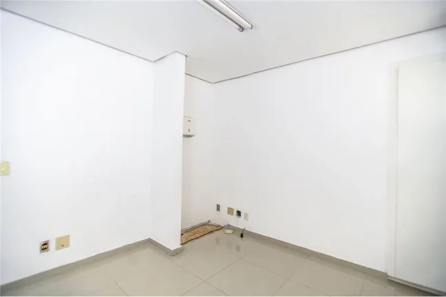 Imagem Sala para venda no bairro Centro Histórico em Porto Alegre