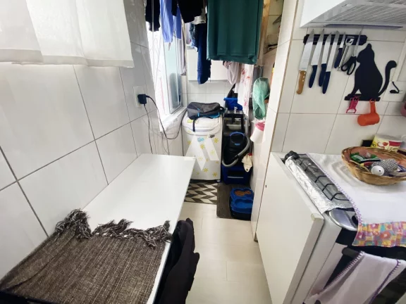 Imagem Apartamento com 1 dormitório á venda em São Vicente