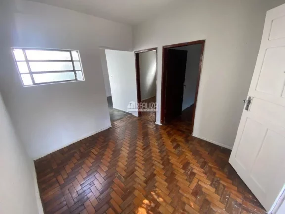 Imagem Casa à venda em São Benedito, Uberaba, com 2 dormitórios