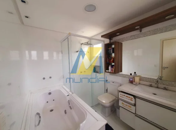 Imagem Luxuosa Cobertura Tríplex a Venda com 3 suítes, 4 vagas em São Caetano