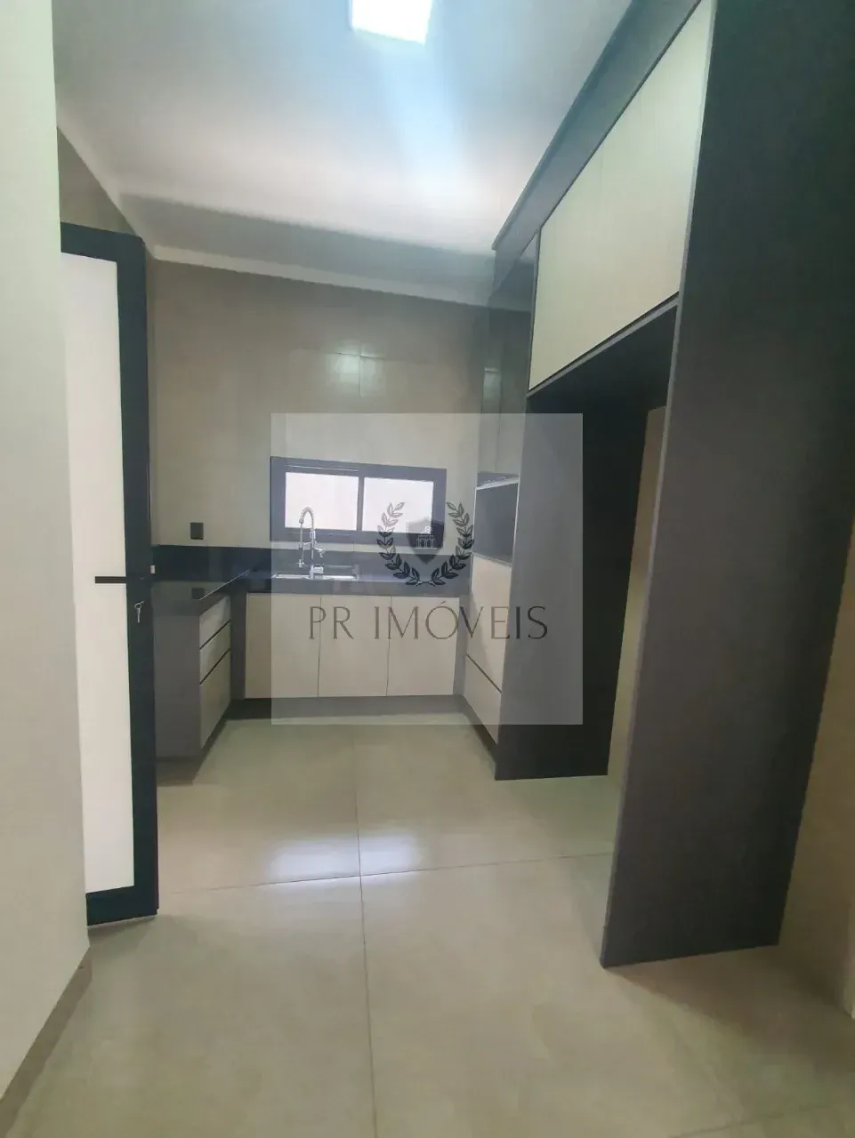 Imagem Imperdível oportunidade: Casa à venda em Araraquara-SP, Residencial Volpi, 3 quartos, 3 suítes, 2 salas, 5 banheiros, 4 vagas, 183m².