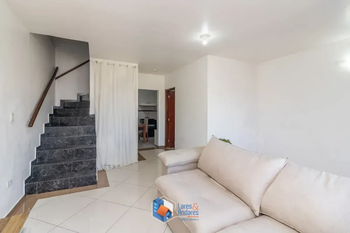 Imagem Sobrado para venda em Vila Itaberaba com 5 quartos, sendo 1 suíte, 220m²