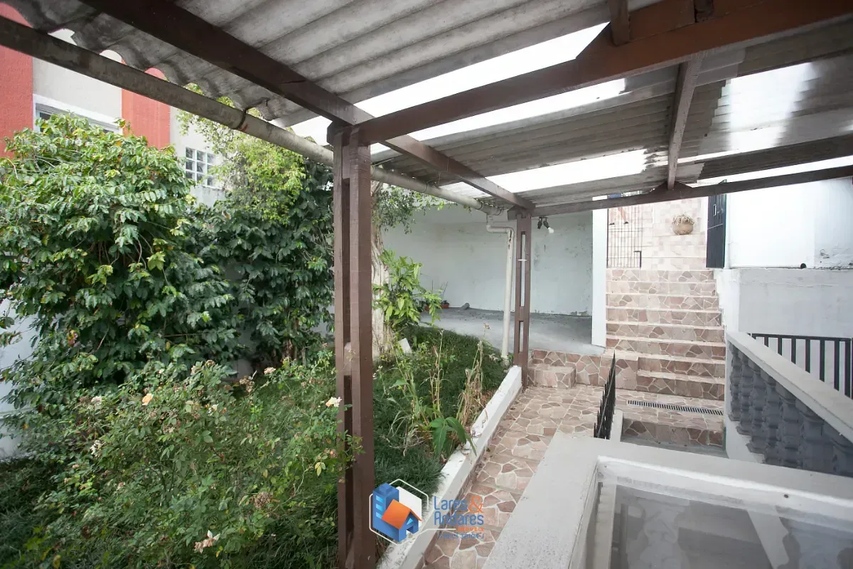 Imagem Sobrado para venda em Vila Pereira Cerca com 3 quartos, sendo 1 suíte, 150m²
