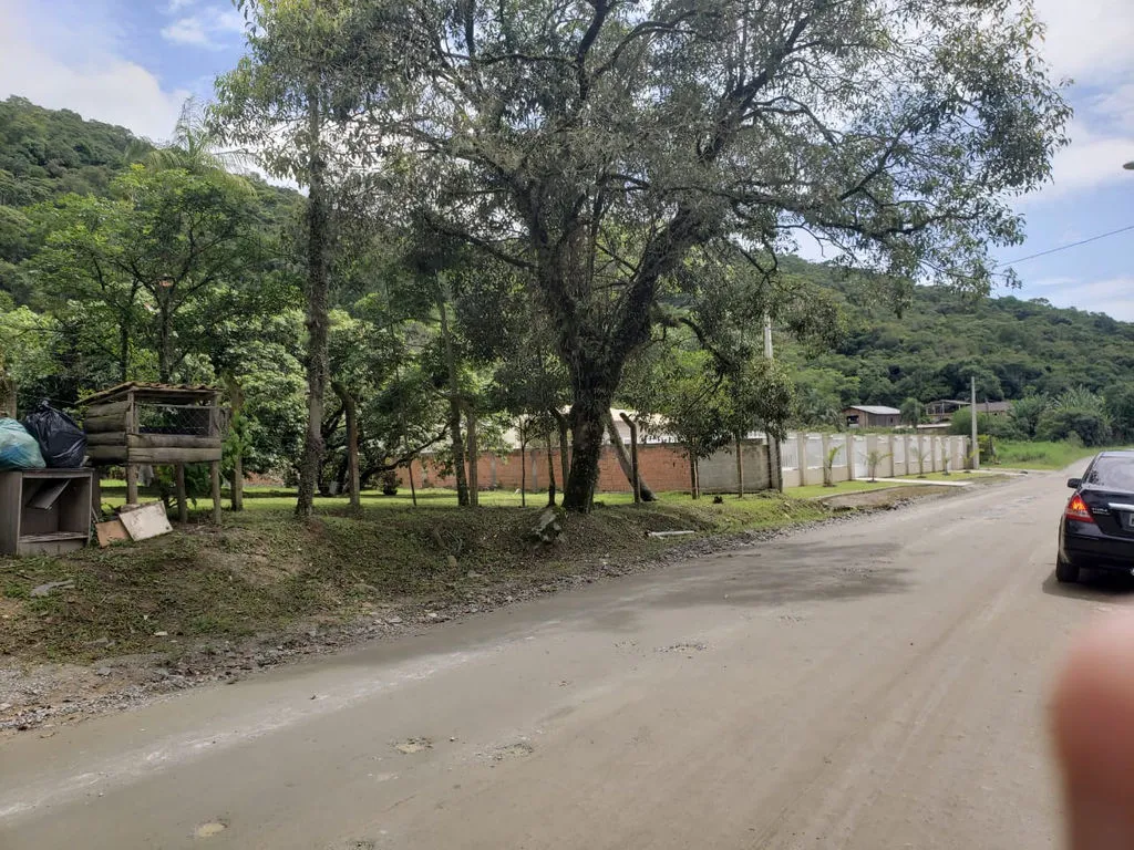 Imagem Sítio para venda no bairro Sertão do Trombudo em Itapema